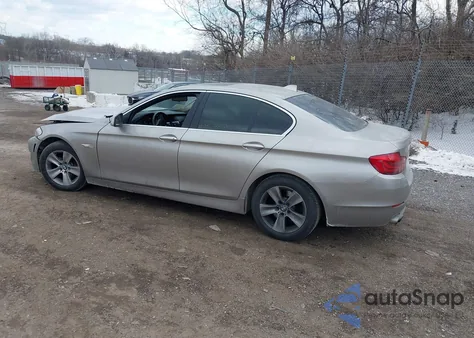 2013 BMW 528I z USA, uszkodzony, nr VIN WBAXG5C50DDY34408